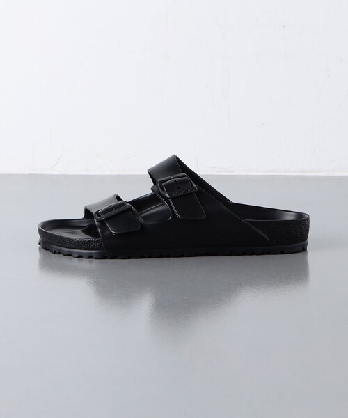 BIRKENSTOCK(ビルケンシュトック)の「<BIRKENSTOCK> Arizona/アリゾナ サンダル(サンダル・メンズ・ホワイト/ブラック・42/41)」の2枚目の写真