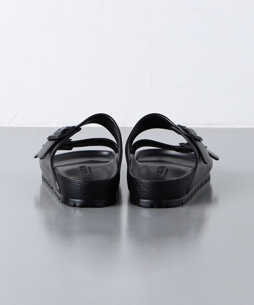 BIRKENSTOCK(ビルケンシュトック)の「<BIRKENSTOCK> Arizona/アリゾナ サンダル(サンダル・メンズ・ホワイト/ブラック・42/41)」の6枚目の写真