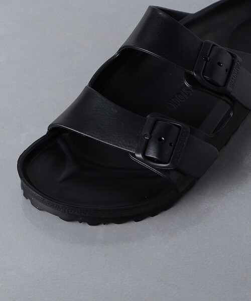 BIRKENSTOCK(ビルケンシュトック)の「<BIRKENSTOCK> Arizona/アリゾナ サンダル(サンダル・メンズ・ホワイト/ブラック・42/41)」の3枚目の写真