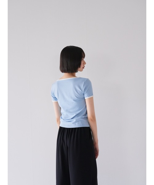 Uenui（ウニュイ）の「リンガー ローズ Tシャツ ワンポイント（Tシャツ/カットソー・レディース・ブルー/ブラック/ホワイト・FREE）」の9枚目の写真