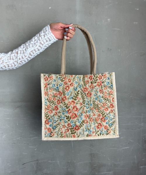Loco Ocean（ロコオーシャン）の「【花柄】A4サイズ フラワー総柄 / サブバッグ トートバッグ（トートバッグ・レディース・B/A・ONE SIZE）」の5枚目の写真