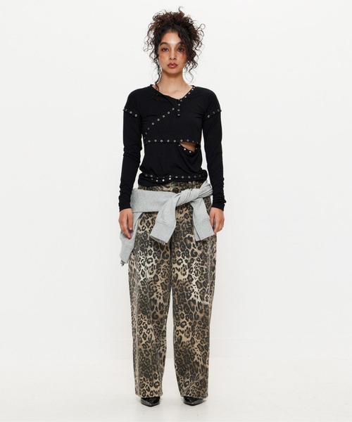 BEEDEN（ビーデン）の「LEOPARD PRINT WIDE STRAIGHT PANTS（その他パンツ・レディース・レオパード・MEDIUM/SMALL）」の13枚目の写真