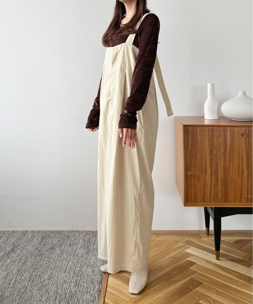 Olu.（オルドット）の「ハイウエストジャンパースカート（ジャンパースカート・レディース・チャコールグレー/カーキ/ベージュ・FREE）」の7枚目の写真