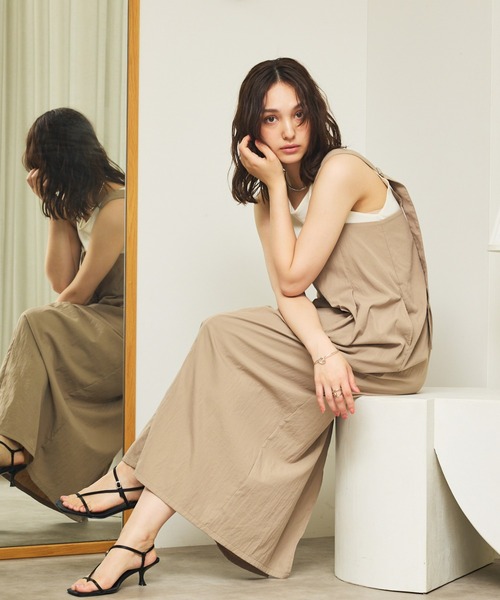 Olu.（オルドット）の「ハイウエストジャンパースカート（ジャンパースカート・レディース・チャコールグレー/カーキ/ベージュ・FREE）」の22枚目の写真