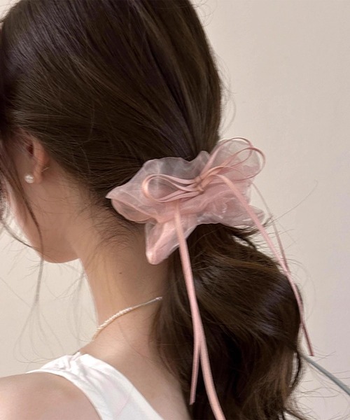 leune（ルネ）の「リボンハングシアービッグシュシュ（シュシュ・レディース・ブラック/ホワイト/ピンク・FREE）」の3枚目の写真