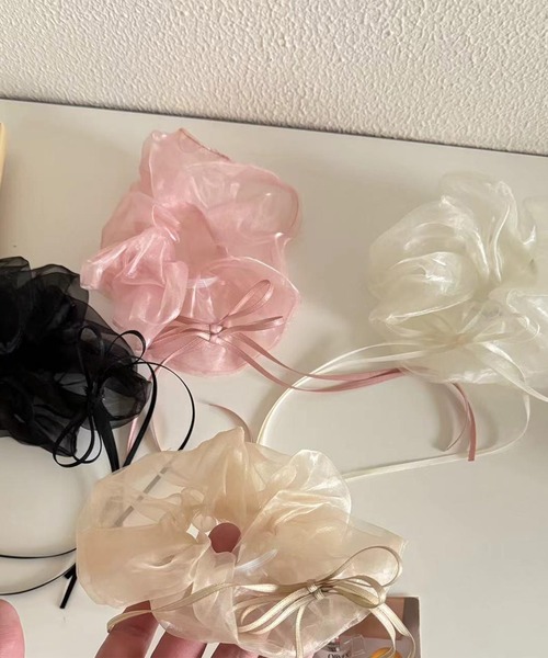 leune（ルネ）の「リボンハングシアービッグシュシュ（シュシュ・レディース・ブラック/ホワイト/ピンク・FREE）」の9枚目の写真