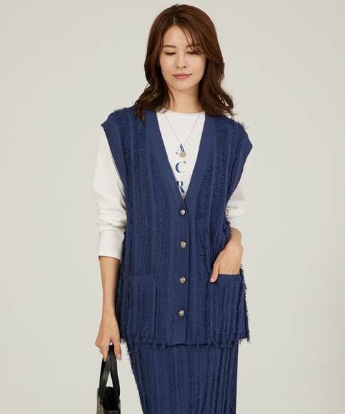 abahouse mavie(アバハウスマヴィ)の「【セットアップ対応】フリンジニットジレ/ベスト/冬服(ベスト・レディース・ブラック/ブルー・フリー)」の21枚目の写真