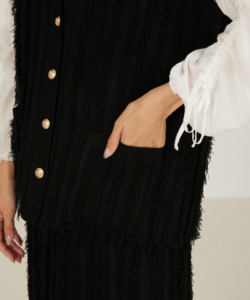 abahouse mavie(アバハウスマヴィ)の「【セットアップ対応】フリンジニットジレ/ベスト/冬服(ベスト・レディース・ブラック/ブルー・フリー)」の6枚目の写真