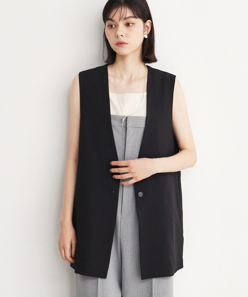 THE SHOP TK （ザ ショップ ティーケー ）の「【洗濯機OK】ノーカラージレ（ベスト・レディース・ベージュ/チャコールグレー/ブラック・12/13）」の2枚目の写真