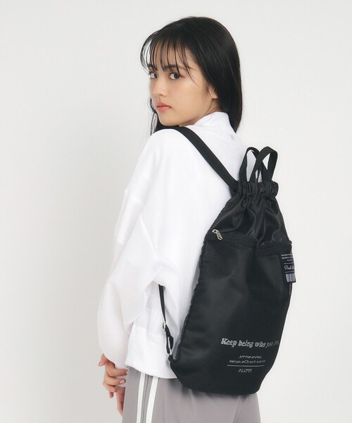プラダ★ピンクナイロン/中古/リュックサック/バックパック/デイバッグ PRADA（リュック/バックパック ・ ピンク/桃色系）のフリマ