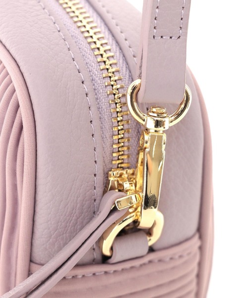 Three Four Time（ｽﾘｰﾌｫｰﾀｲﾑ）の「トリムレザーwater proofプリーツショルダー（ショルダーバッグ・レディース・パープル/ブラウン・FREE）」の10枚目の写真