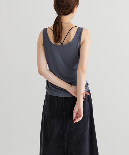 URBAN RESEARCH(アーバンリサーチ)の「Uネックシアータンクトップ(タンクトップ・レディース・オレンジ系その他/オフホワイト/ネイビー・FREE)」の17枚目の写真