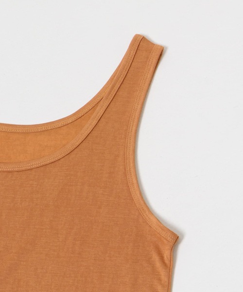 URBAN RESEARCH(アーバンリサーチ)の「Uネックシアータンクトップ(タンクトップ・レディース・オレンジ系その他/オフホワイト/ネイビー・FREE)」の5枚目の写真