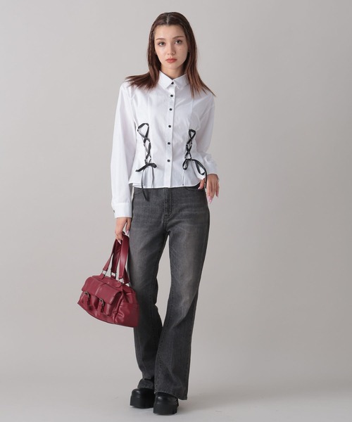 FOREVER 21（フォーエバー トゥエンティーワン）の「【2024FW】レースアップデザインシャツ（シャツ/ブラウス・レディース・オフホワイト/グレー・FREE）」の10枚目の写真