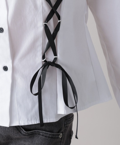 FOREVER 21（フォーエバー トゥエンティーワン）の「【2024FW】レースアップデザインシャツ（シャツ/ブラウス・レディース・オフホワイト/グレー・FREE）」の18枚目の写真