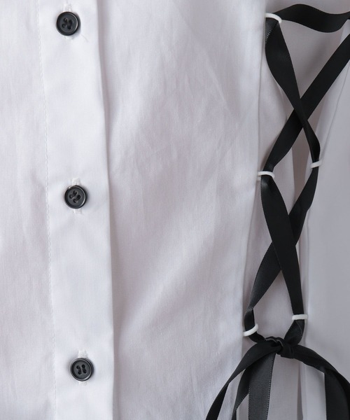 FOREVER 21（フォーエバー トゥエンティーワン）の「【2024FW】レースアップデザインシャツ（シャツ/ブラウス・レディース・オフホワイト/グレー・FREE）」の20枚目の写真