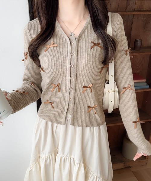 【mily bilet】程よい甘さで大人フェミニン。リボン使いVネックカーディガン セール】【mily bilet】程よい甘さで大人フェミニン。リボン使い