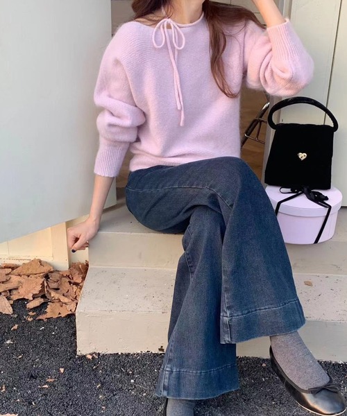 ECLIN(エクラン)の「オフショルダーリボンニットプルオーバー(ニット/セーター・レディース・オフホワイト/ブラック/ブルー/イエロー/パープル・FREE)」の10枚目の写真