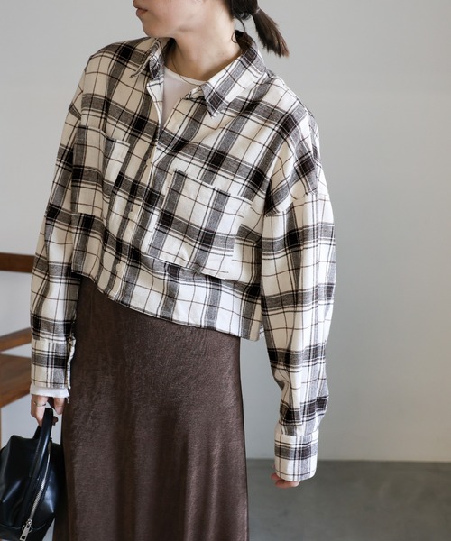 select MOCA(セレクトモカ)の「チェックショートシャツ(シャツ/ブラウス・レディース・アイボリー/ブラウン/ブラック/グレー・FREE)」の22枚目の写真