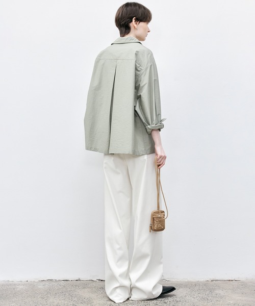 tageechita（タジチタ）の「【tageechita】アシメトリフルイドシャツ（シャツ/ブラウス・レディース・セージグリーン/スモークピンク・S/M/L）」の6枚目の写真