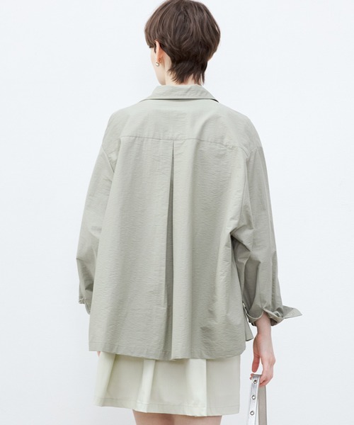 tageechita（タジチタ）の「【tageechita】アシメトリフルイドシャツ（シャツ/ブラウス・レディース・セージグリーン/スモークピンク・S/M/L）」の7枚目の写真