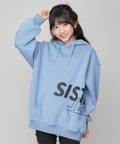 SISTER JENNI(SISTER JENNI)の「【あったか】裏起毛コネクトロゴパーカー(パーカー・キッズ・ブラック/サックスブルー・130cm/150cm/140cm/160cm)」の1枚目の写真