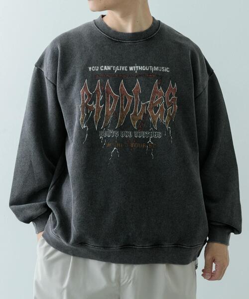 ITEMS URBANRESEARCH(アイテムズ アーバンリサーチ)の「パウダー加工 クルーネックスウェットプルオーバー(スウェット・メンズ・その他1/その他2/その他3・MEDIUM/LARGE)」の1枚目の写真
