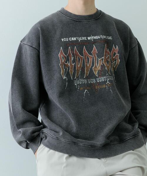 ITEMS URBANRESEARCH(アイテムズ アーバンリサーチ)の「パウダー加工 クルーネックスウェットプルオーバー(スウェット・メンズ・その他1/その他2/その他3・MEDIUM/LARGE)」の14枚目の写真