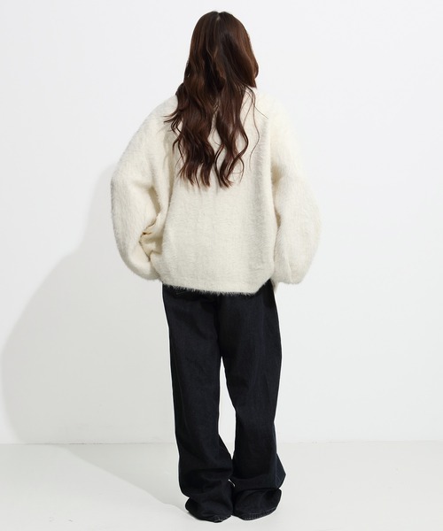 by LEGNA（バイレグナ）の「【シーズン最終値下げ】【選べる丈・タイプ】フェザーヤーンシャギーニットカーディガン（その他アウター・レディース・グレー系1/アイボリー系1/ベージュ/ブルー系1/カーキ系1/アイボリー/カーキ/チャコールグレー/ブルー/ベージュ系1/ブラック系/ブラック・ロング丈/レギュラー丈）」の22枚目の写真