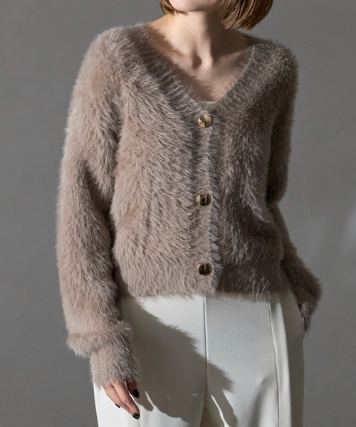 each（イーチ）の「ロングシャギー金ボタンショート丈カーディガン（カーディガン/ボレロ・レディース・グレー/ブラック/グレイッシュベージュ/モカ・FREE）」の4枚目の写真