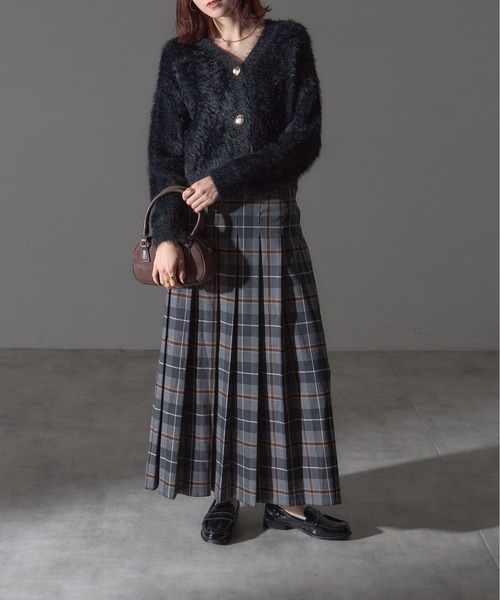 each（イーチ）の「ロングシャギー金ボタンショート丈カーディガン（カーディガン/ボレロ・レディース・グレー/ブラック/グレイッシュベージュ/モカ・FREE）」の15枚目の写真