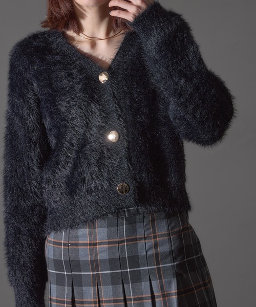 each（イーチ）の「ロングシャギー金ボタンショート丈カーディガン（カーディガン/ボレロ・レディース・グレー/ブラック/グレイッシュベージュ/モカ・FREE）」の6枚目の写真