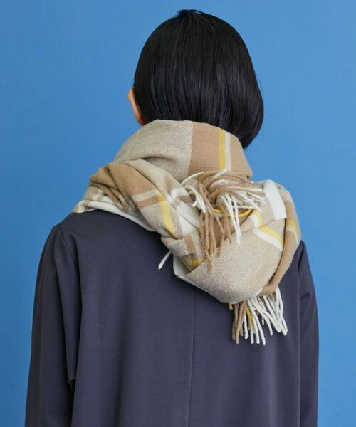 FRAPBOIS（フラボア）の「ウールチェックストール（ストール/ショール・レディース・ベージュ/ホワイト×ブラック/ダークネイビー・FREE）」の12枚目の写真