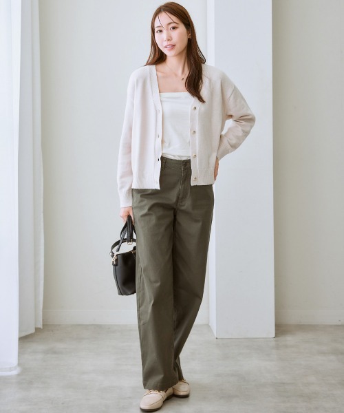 7days Life Styling(セブンデイズライフスタイリング)の「ゴールドボタンVネックニットカーディガン(カーディガン/ボレロ・レディース・アイボリー/ラベンダー/杢グレー/ブラック・M/L/LL/S/3L)」の12枚目の写真