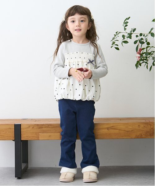 petit main(プティマイン)の「裏起毛カットデニムフレアパンツ(デニムパンツ・キッズ・ブルー/ネイビー・130cm/120cm/110cm/100cm/90cm/80cm)」の2枚目の写真