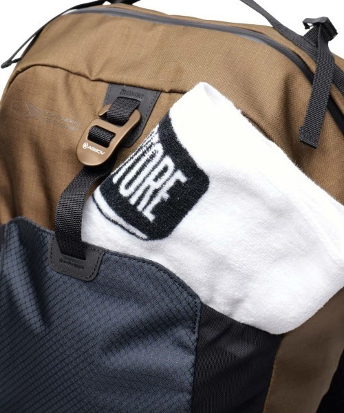 AS2OV(アッソブ)の「【AS2OV/アッソブ】 EPIC DAY PACK(バックパック/リュック・メンズ・ブラック/キャメル・FREE)」の10枚目の写真