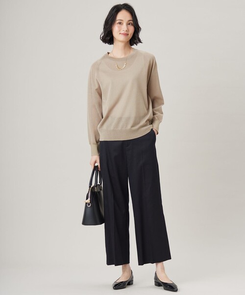 自由区(ジユウク)の「コットンサテンクロップド丈ワイドストレート パンツ(その他パンツ・レディース・パイングリーン系/ブラック系/ベージュ系/ネイビー系/ブラウン/ターコイズブルー・32/34/30)」の21枚目の写真