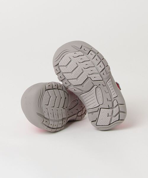 KEEN（キーン）の「NEWPORT H2 / ニューポート エイチツー / キッズ サンダル（サンダル・キッズ・ピンク・18.5cm/19.5cm/15cm/16cm/17cm/18cm）」の3枚目の写真