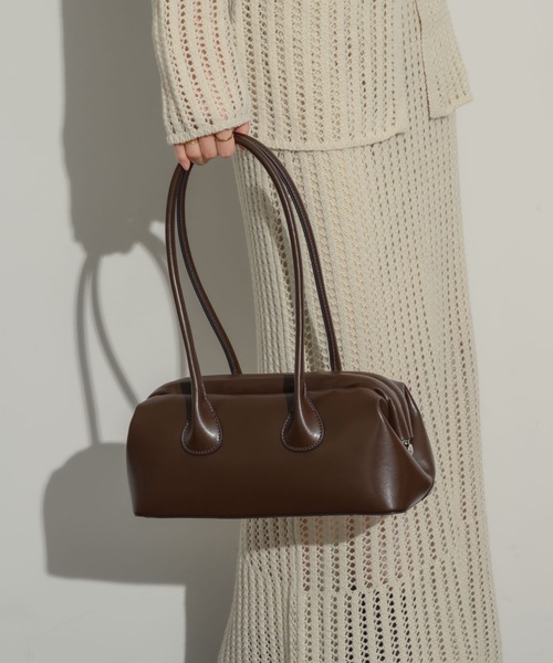 NEUNA（ヌナ）の「〈韓国ライクが叶う！！〉キスロックフルートバッグ（ハンドバッグ・レディース・ブラック/ブラウン/アイボリー/イエロー・FREE）」の7枚目の写真