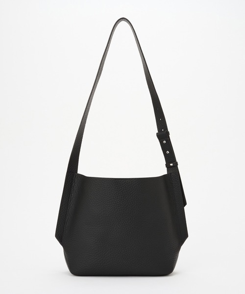 IACUCCI（イアクッチ）の「ルオータ ミディアムショルダー ALCE（ショルダーバッグ・レディース・キャメル/グレー/ブラック・FREE）」の10枚目の写真