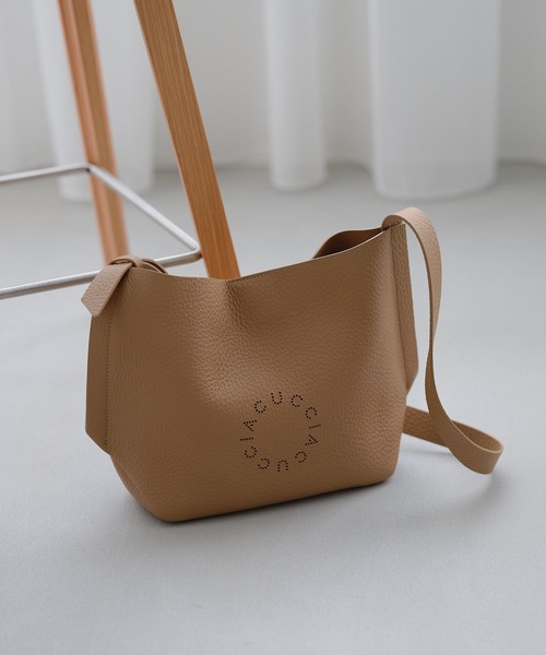 ルオータ ミディアムショルダー ALCE（ショルダーバッグ）｜IACUCCI