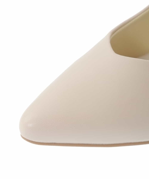 a.v.v（アーヴェヴェ）の「【5サイズ展開】ベーシックパンプス（パンプス・レディース・アイボリー/ブラック・03/04/05/06/02）」の8枚目の写真