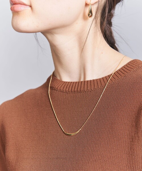 BEAUTY&YOUTH UNITED ARROWS(ビューティーアンドユースユナイテッドアローズ)の「メタル×パールモチーフ スライダー ネックレス(ネックレス・レディース・ゴールド・FREE)」の2枚目の写真