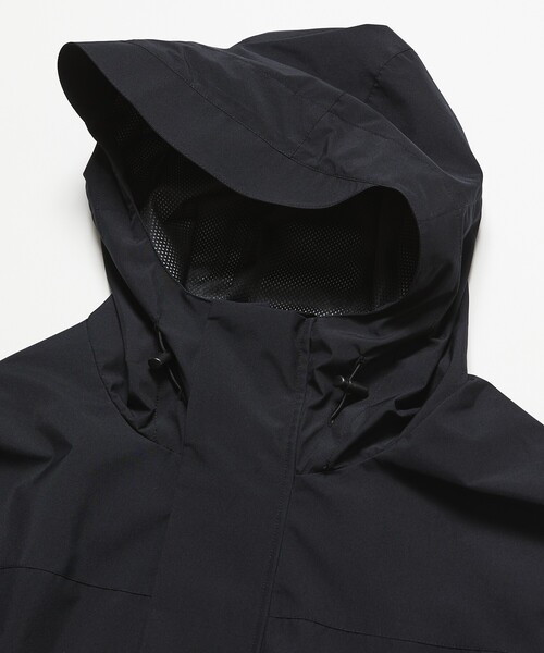 +phenix(プラスフェニックス)の「+phenix/プラスフェニックス SP GORE-TEX WINDSTOPPER HOODIE JACKET/別注 ゴアテックス ウインドストッパー フーディー ジャケット/マウンテンパーカー(ブルゾン・メンズ・チャコールグレー/ブラック/ブラック×グレー・SMALL/MEDIUM/LARGE)」の6枚目の写真