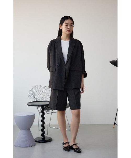 AZUL by moussy（アズールバイマウジー）の「ポリエステルリネンミックスダブルジャケット（テーラードジャケット・レディース・ライトブラック/ライトベージュ・FREE）」の5枚目の写真