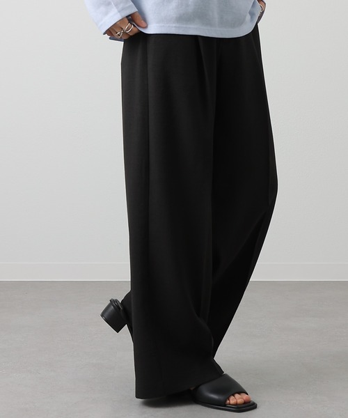 COLONY 2139（コロニートゥーワンスリーナイン）の「テックリネンストレートパンツ（その他パンツ・レディース・ミント/グレイッシュベージュ/ブラック/ブラウン・SMALL/MEDIUM）」の2枚目の写真