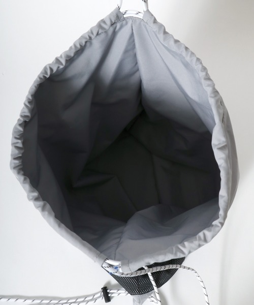 Salong hameu(サロン ハミュー)の「DAILY TECH KNAPSACK/サイドメッシュポケット テックナイロンナップサック/通学・ジム・ワンマイル/ストリートバッグ(バックパック/リュック・メンズ・ライトグレー/ライトピンク/ブラック・FREE)」の19枚目の写真