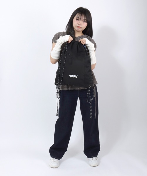 Salong hameu(サロン ハミュー)の「DAILY TECH KNAPSACK/サイドメッシュポケット テックナイロンナップサック/通学・ジム・ワンマイル/ストリートバッグ(バックパック/リュック・メンズ・ライトグレー/ライトピンク/ブラック・FREE)」の9枚目の写真