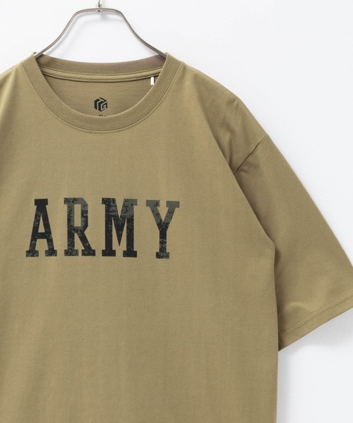 Mac-House(マックハウス)の「T-GRAPHICS ミニタリーデザイン半袖Tシャツ(Tシャツ/カットソー・メンズ・オートミール/ネイビー/ベージュ/カーキ/チャコールグレー・S/M/L/XL)」の3枚目の写真