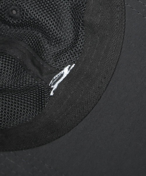 KRIFF MAYER（クリフメイヤー）の「撥水加工 ナイロン ロングビルキャップ 吸汗速乾スベリ使用 つば長 深め（キャップ・メンズ・ブラック・FREE）」の19枚目の写真